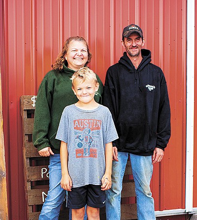 Michael and Nicole Butler and their son, Austin, run Diamond Vu Agricultural Education Center at their farm near Sheboygan Falls, Wisconsin. The Butlers host events throughout the year to educate the public about dairy farming and other aspects of agriculture. PHOTO BY STACEY SMART